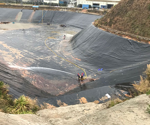 盐津废水池清理
